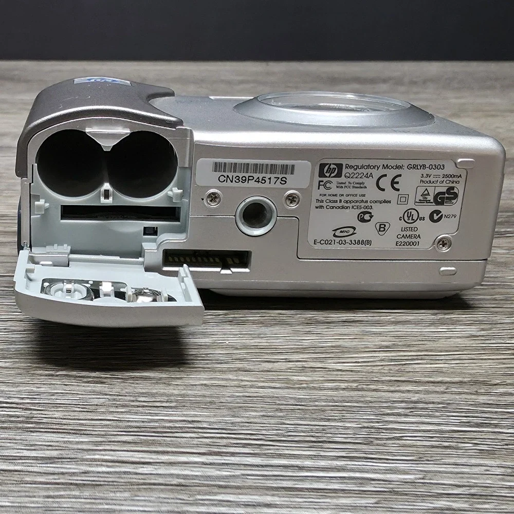 HP Digital Camera Photosmart 635 2.1MP Silver Tested